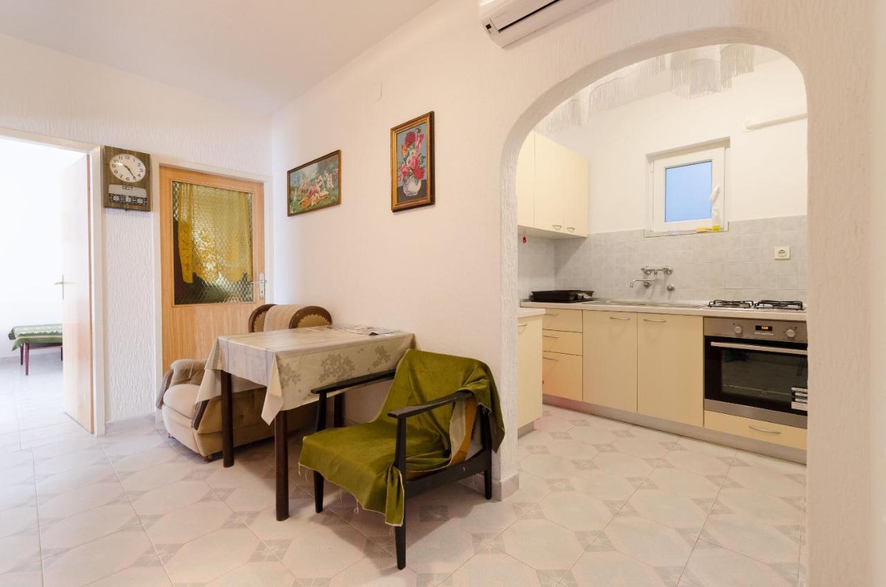 Apartments Luce Lopar Buitenkant foto